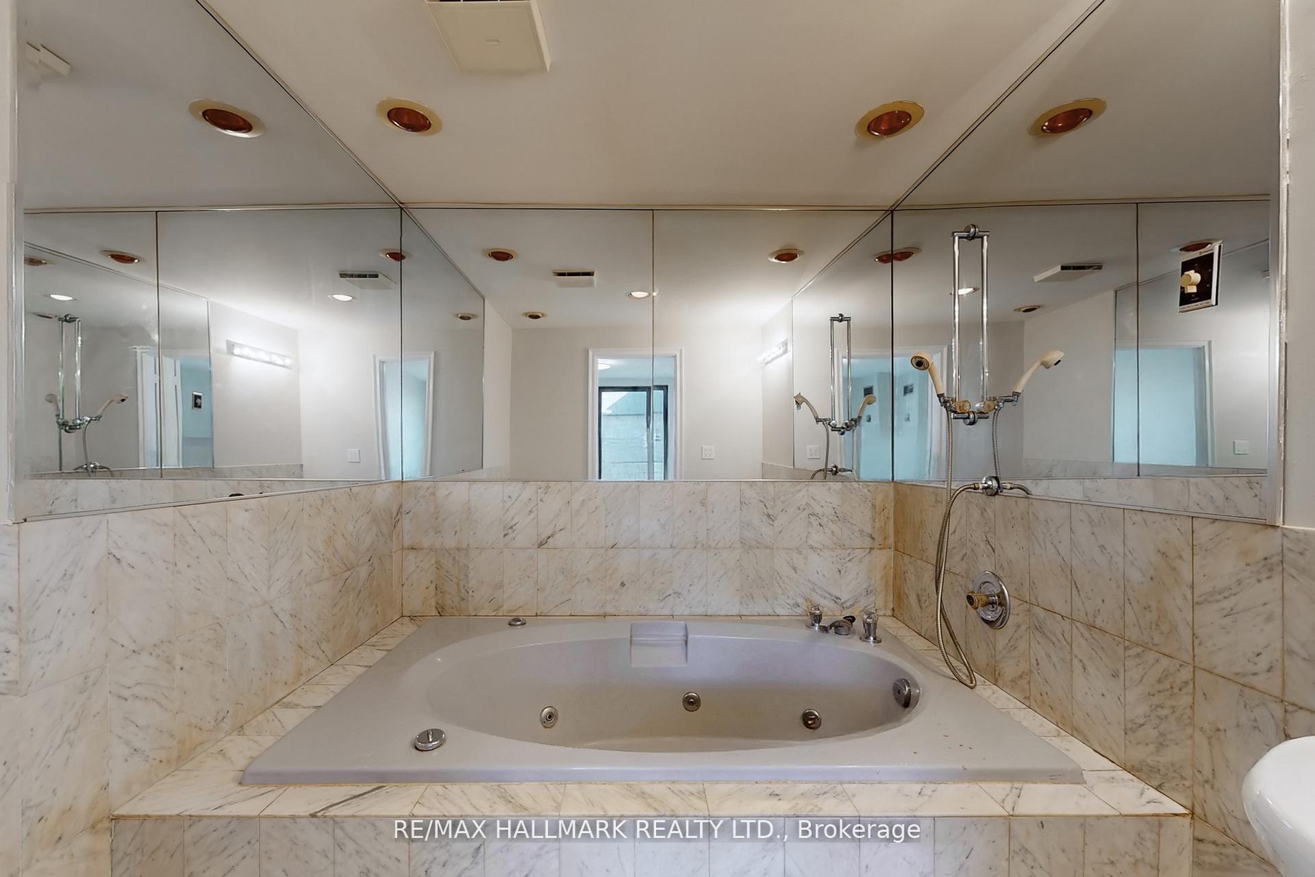 Photo 21 of Unit 316, 16 Elgin Street, Markham, Thornhill — HOMEH
