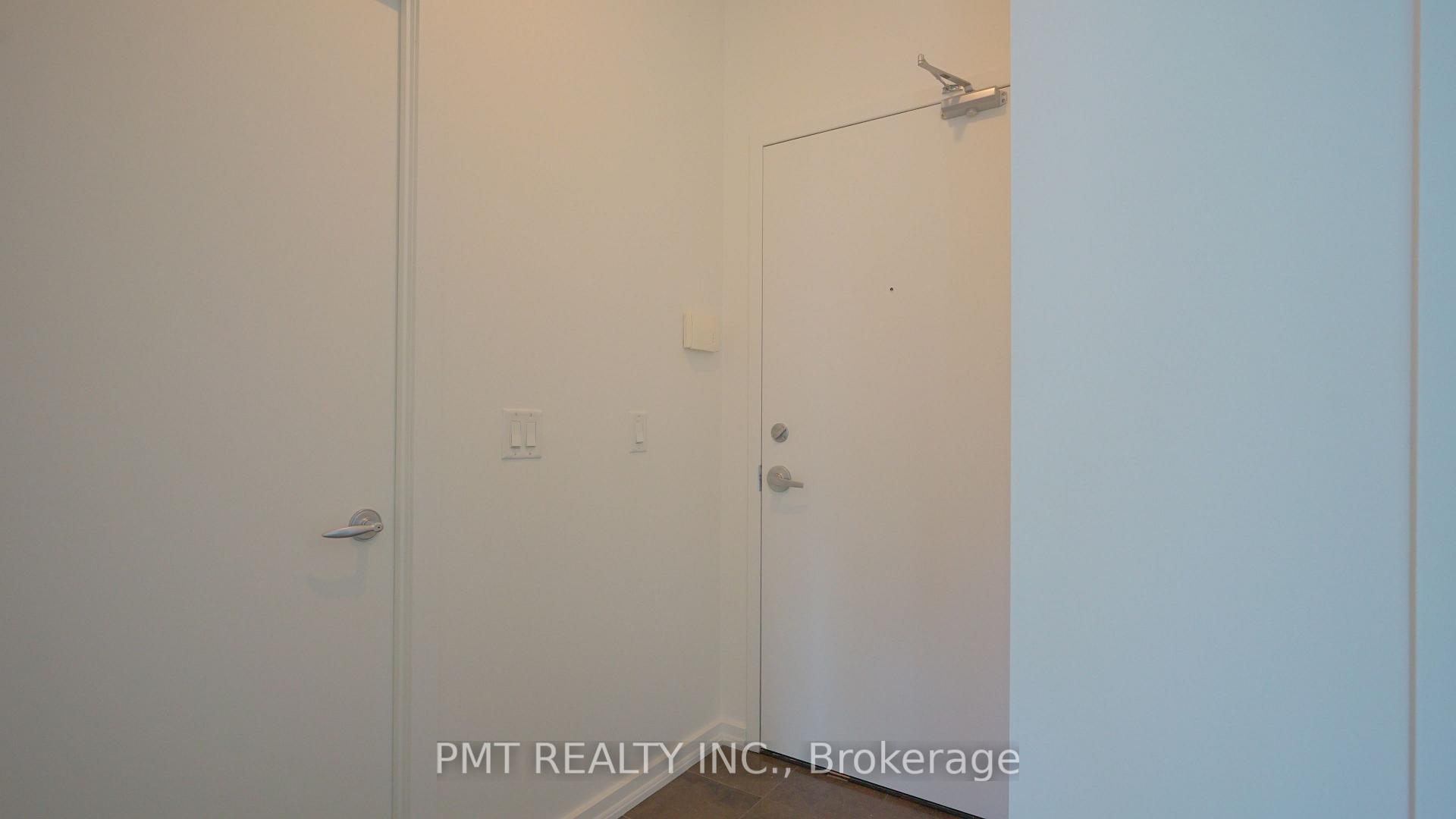 Photo 2 of Unit 2401, 208 Queens Quay W, Toronto, Waterfront Communities — HOMEH