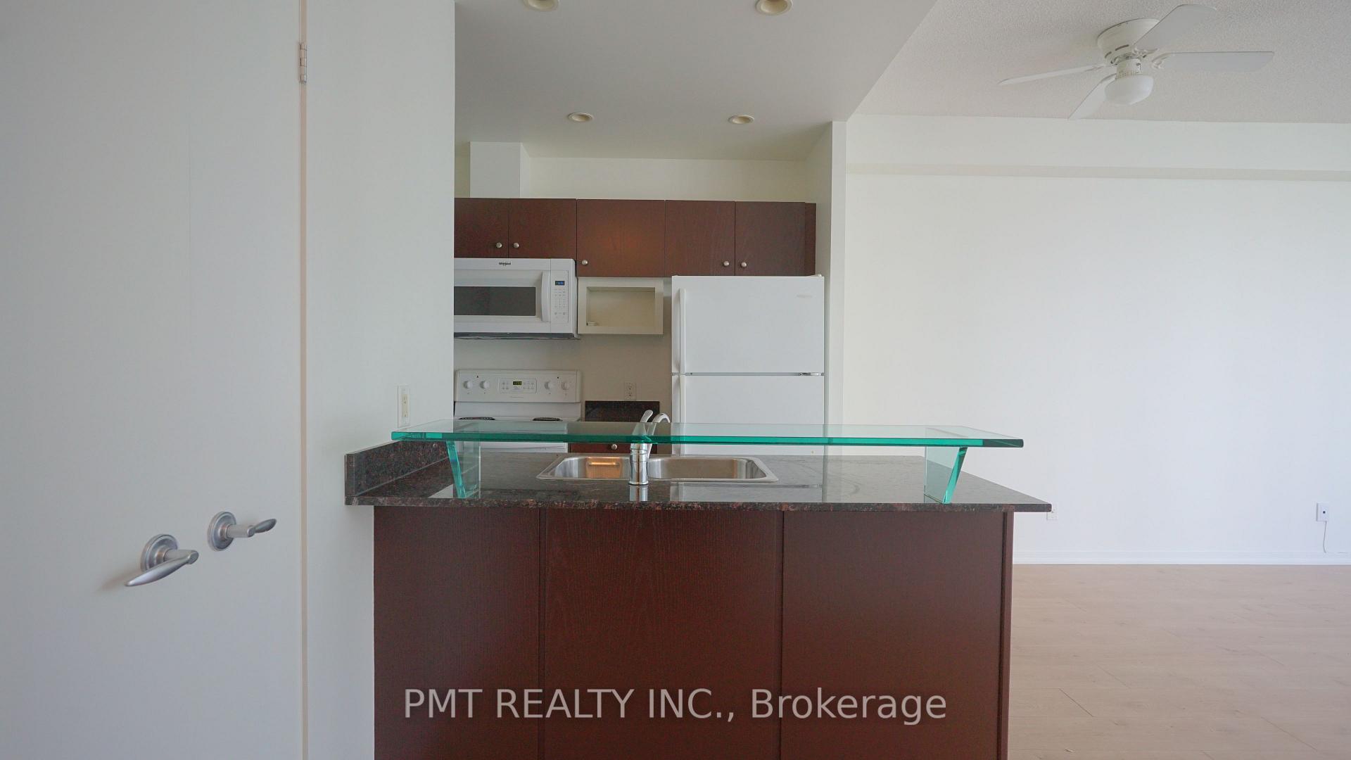 Photo 4 of Unit 2401, 208 Queens Quay W, Toronto, Waterfront Communities — HOMEH