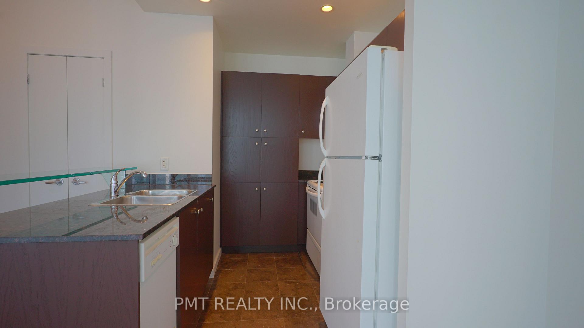 Photo 5 of Unit 2401, 208 Queens Quay W, Toronto, Waterfront Communities — HOMEH