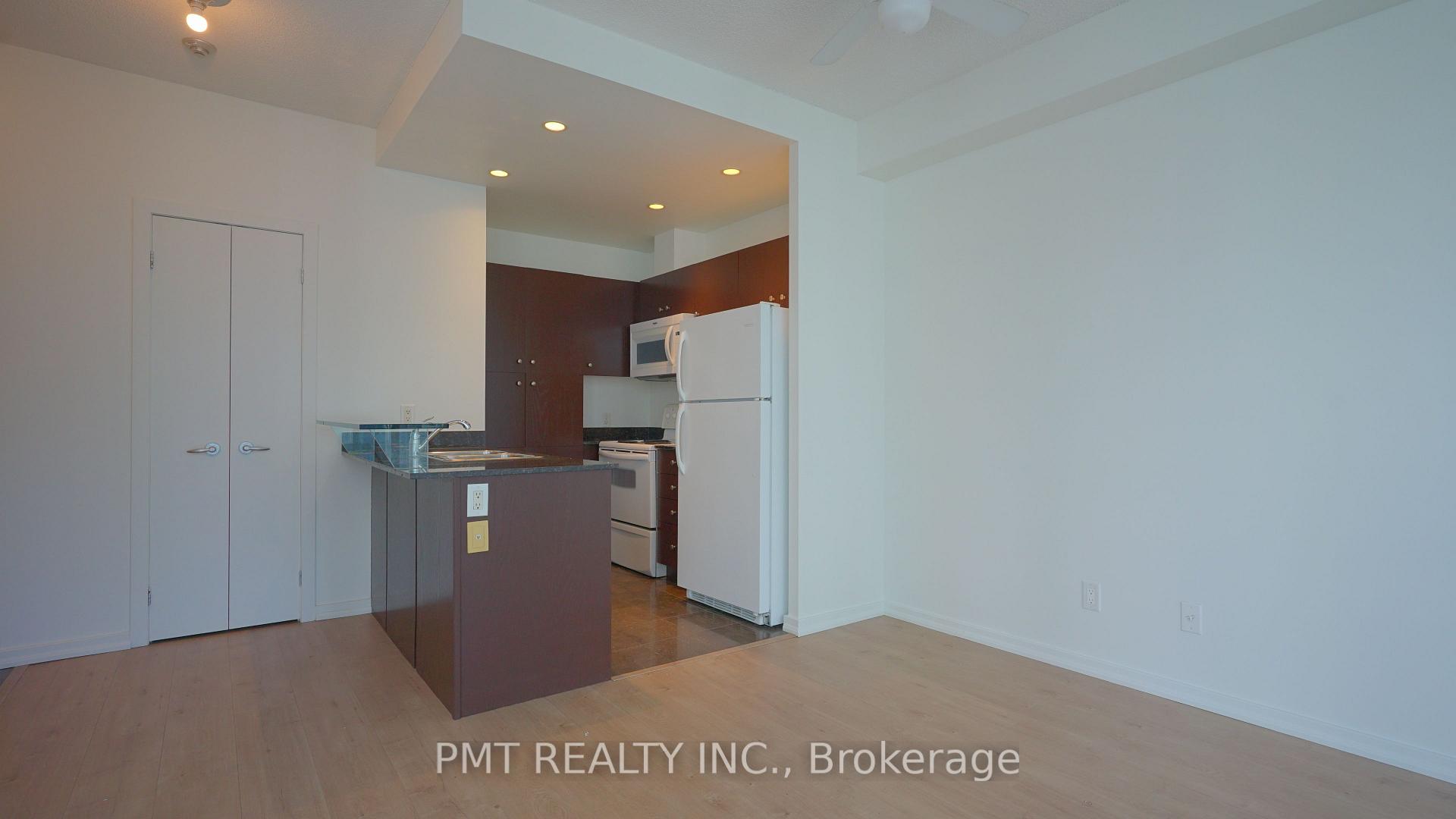 Photo 8 of Unit 2401, 208 Queens Quay W, Toronto, Waterfront Communities — HOMEH