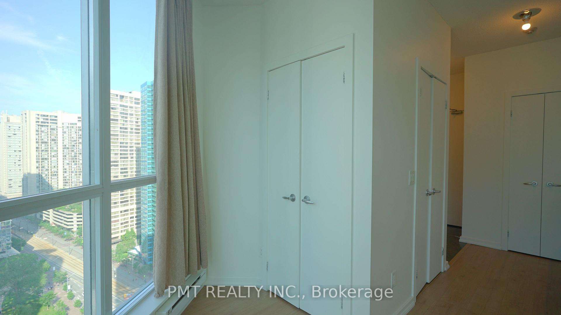 Photo 14 of Unit 2401, 208 Queens Quay W, Toronto, Waterfront Communities — HOMEH