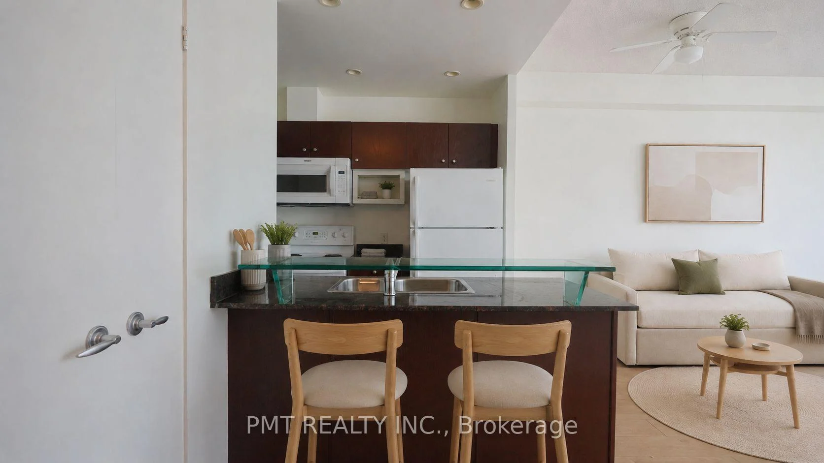 Photo 3 of Unit 2401, 208 Queens Quay W, Toronto, Waterfront Communities — HOMEH