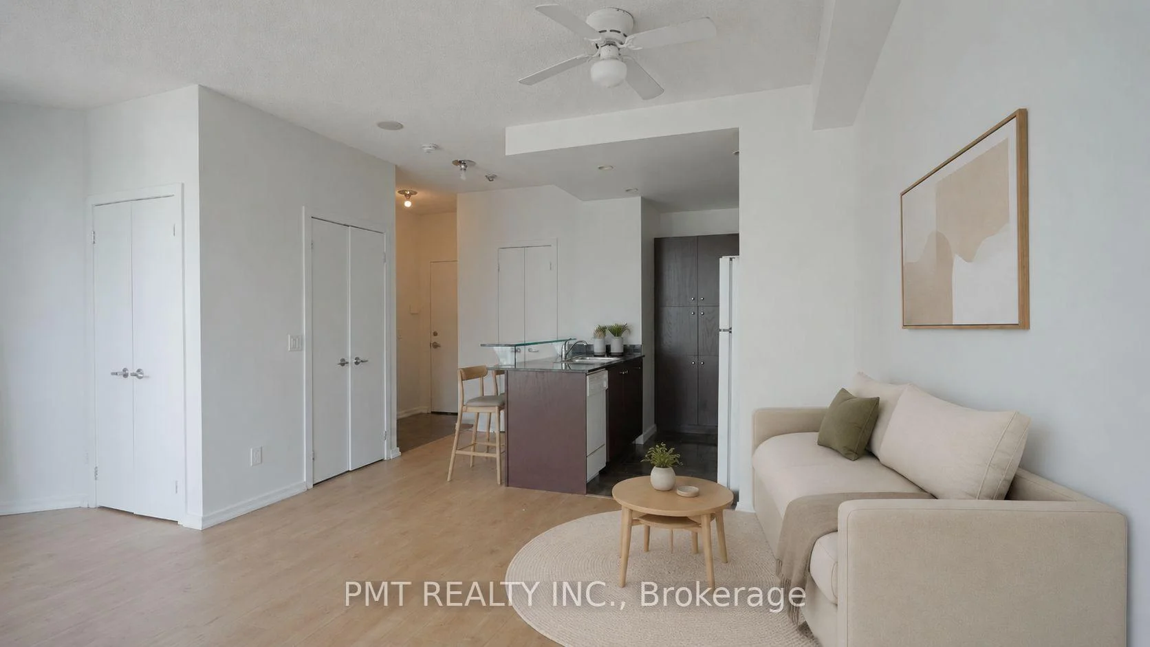 Photo 15 of Unit 2401, 208 Queens Quay W, Toronto, Waterfront Communities — HOMEH