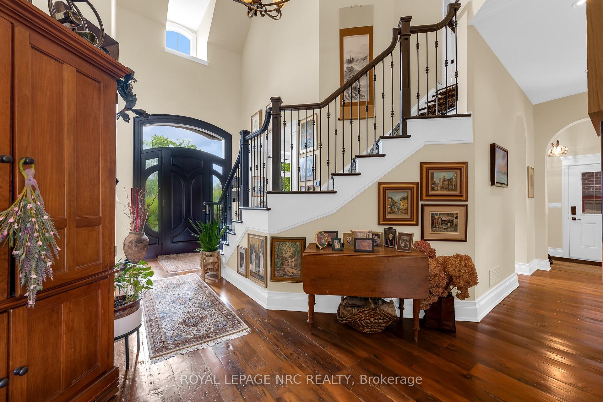 Photo 18 of 1323 Effingham Street, Pelham, Fonthill — HOMEH