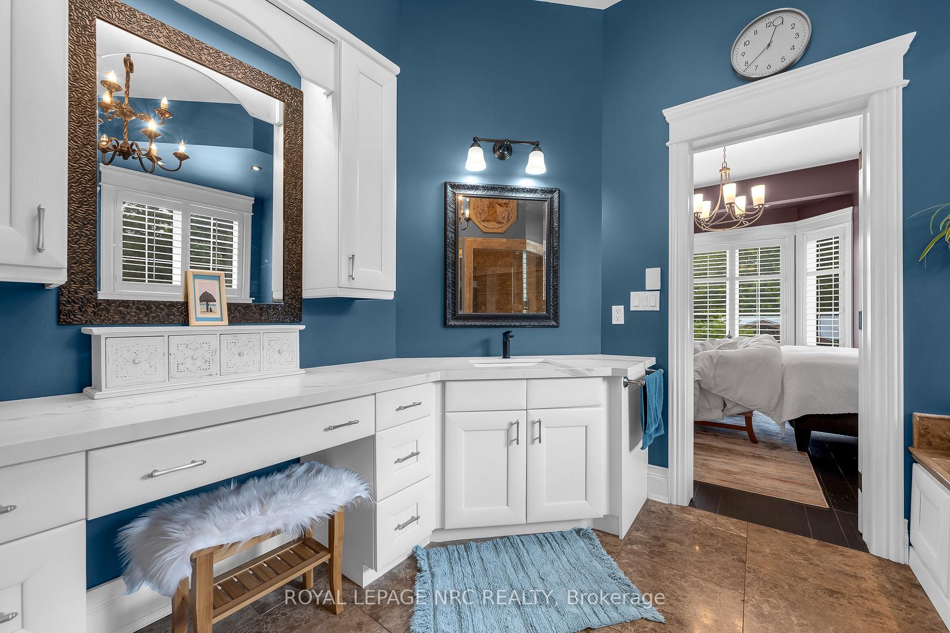 Photo 37 of 1323 Effingham Street, Pelham, Fonthill — HOMEH