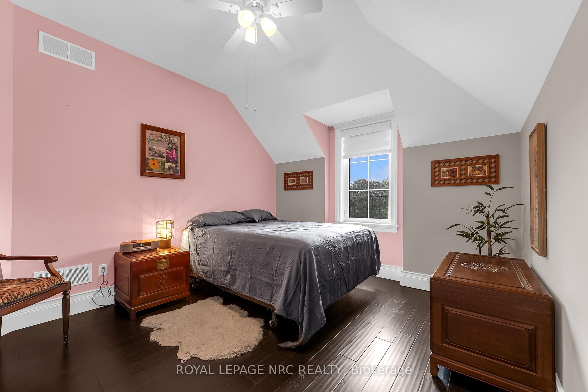 Photo 43 of 1323 Effingham Street, Pelham, Fonthill — HOMEH