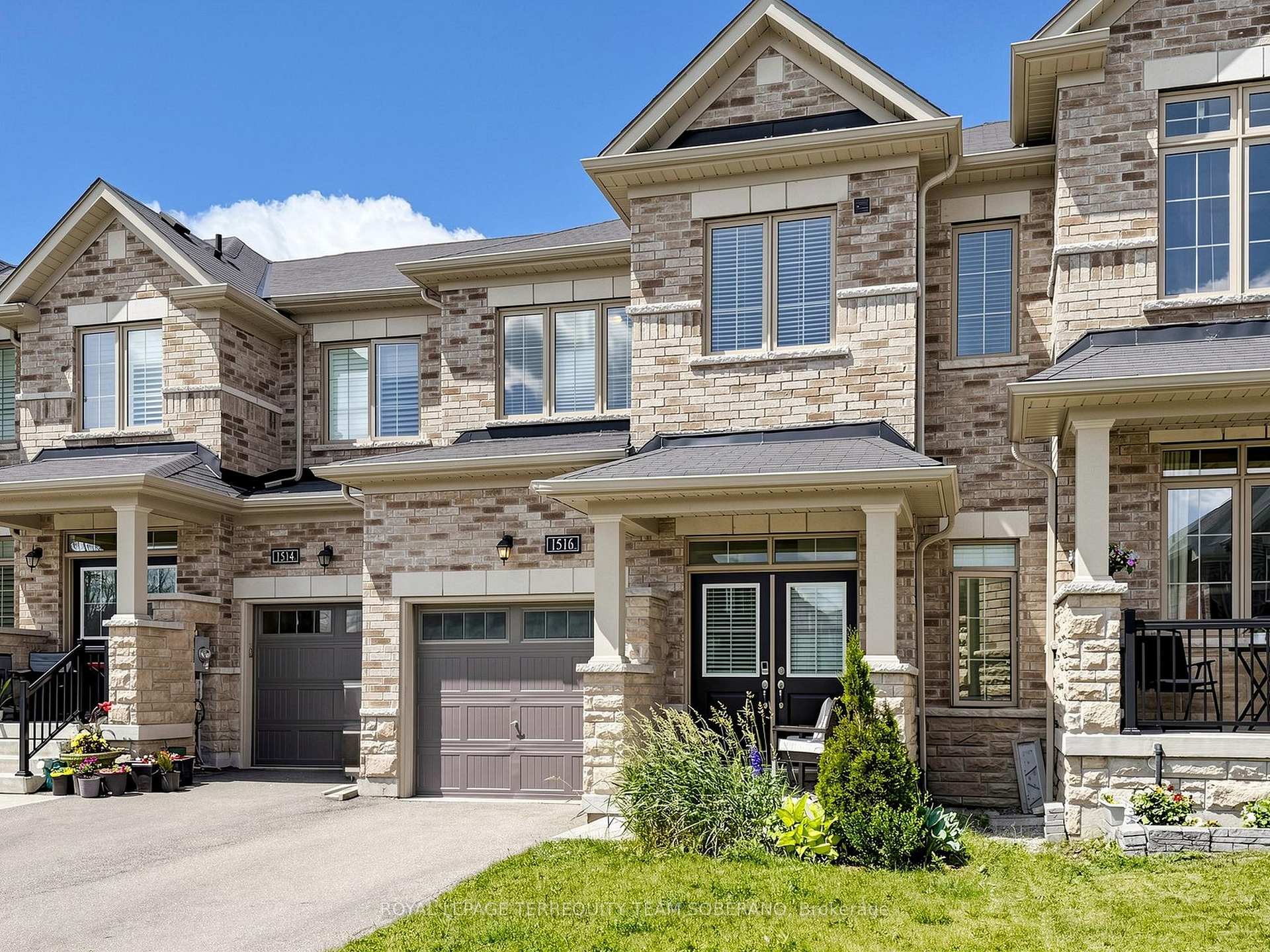 Photo 1 of 1516 Farrow Crescent, Innisfil, Alcona — HOMEH