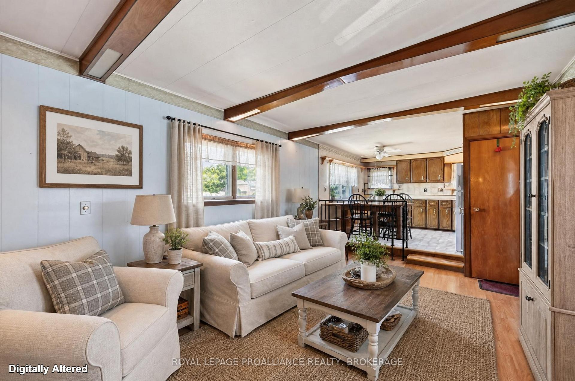 Photo 8 of 39 Worthington Way, Kingston, Rideau — HOMEH