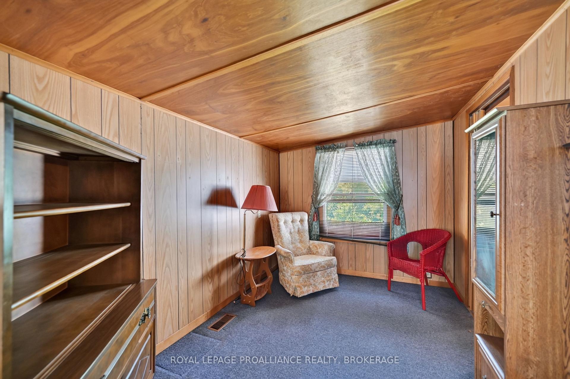 Photo 17 of 39 Worthington Way, Kingston, Rideau — HOMEH