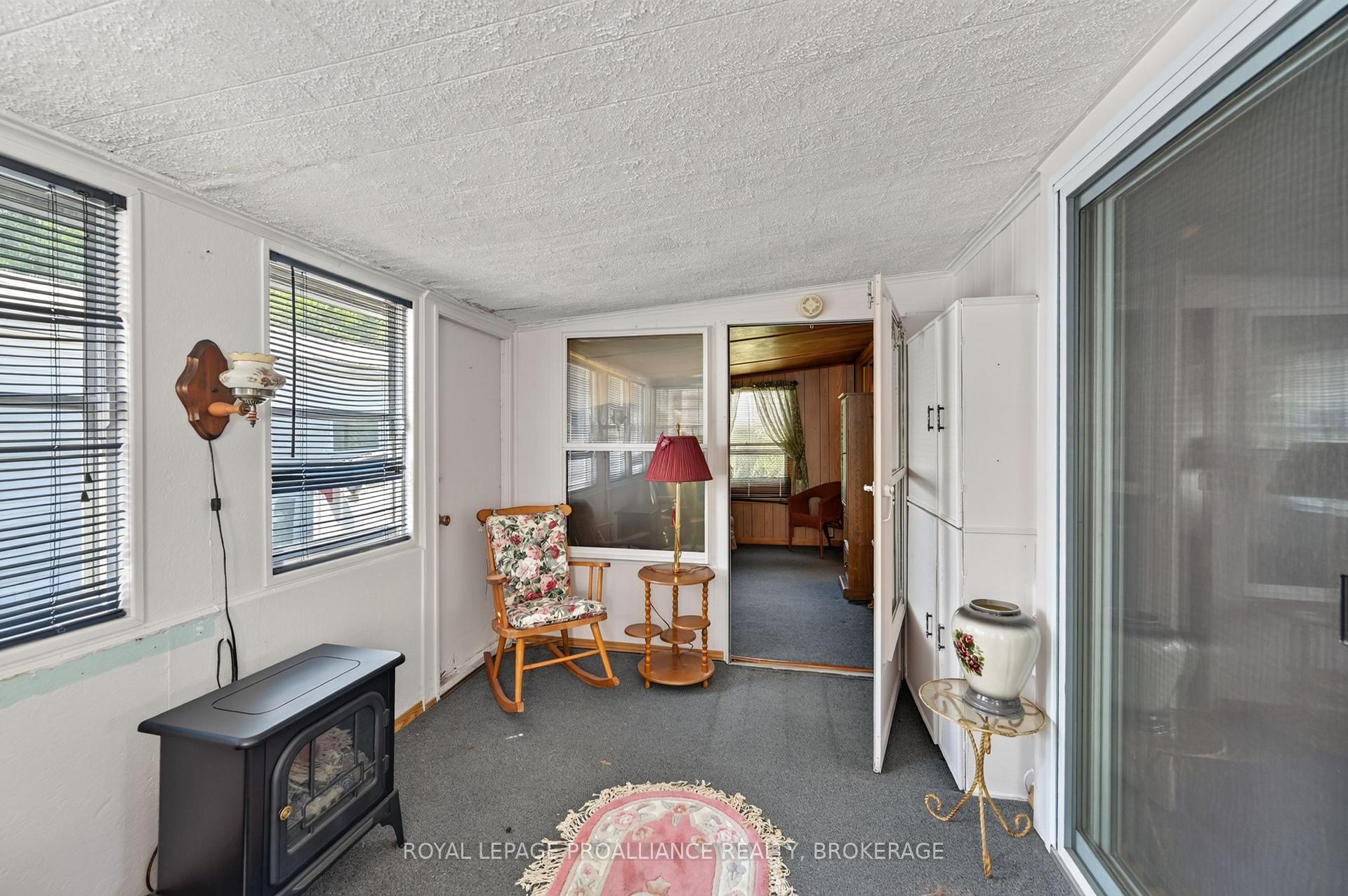 Photo 19 of 39 Worthington Way, Kingston, Rideau — HOMEH