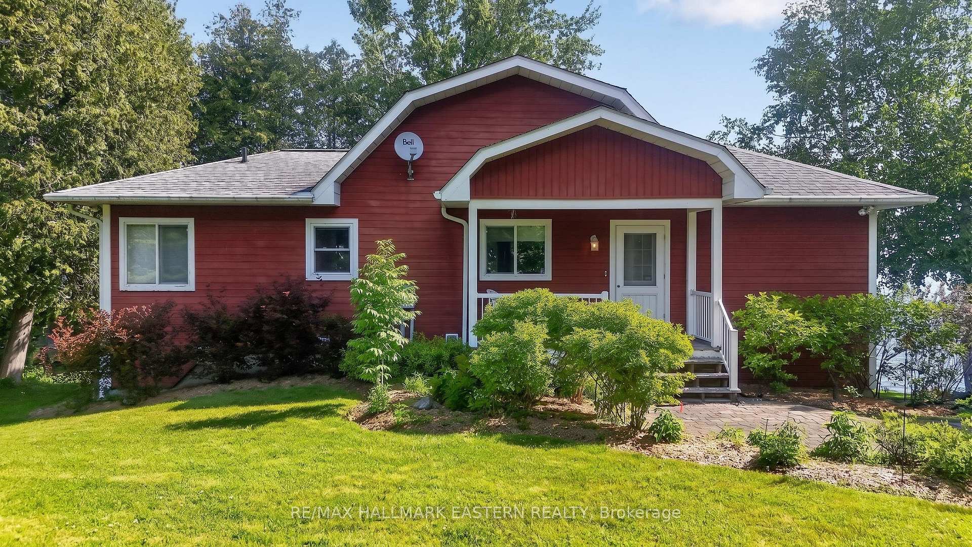 Photo 3 of 734 Duffus Drive, Selwyn — HOMEH