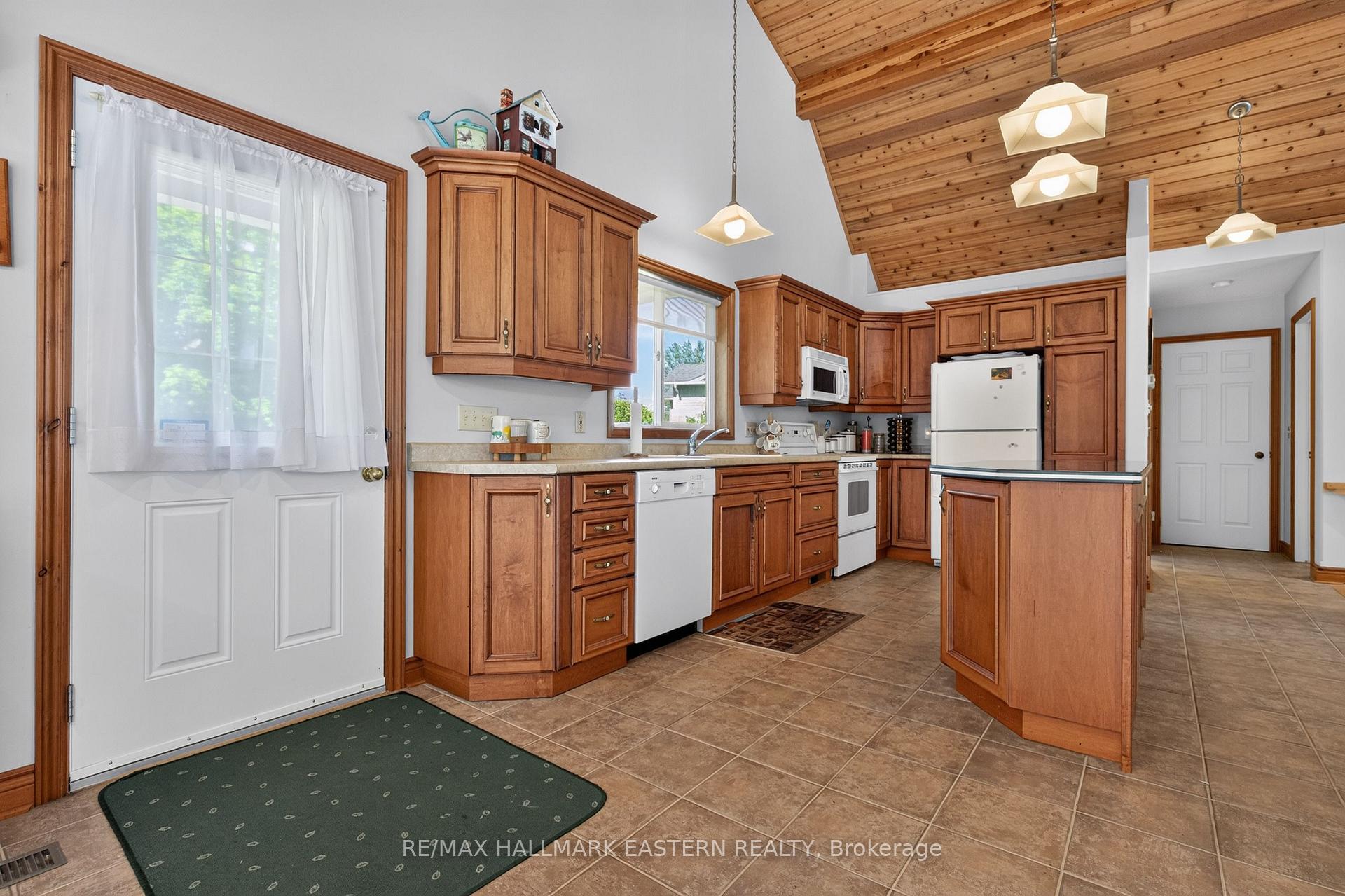 Photo 17 of 734 Duffus Drive, Selwyn — HOMEH