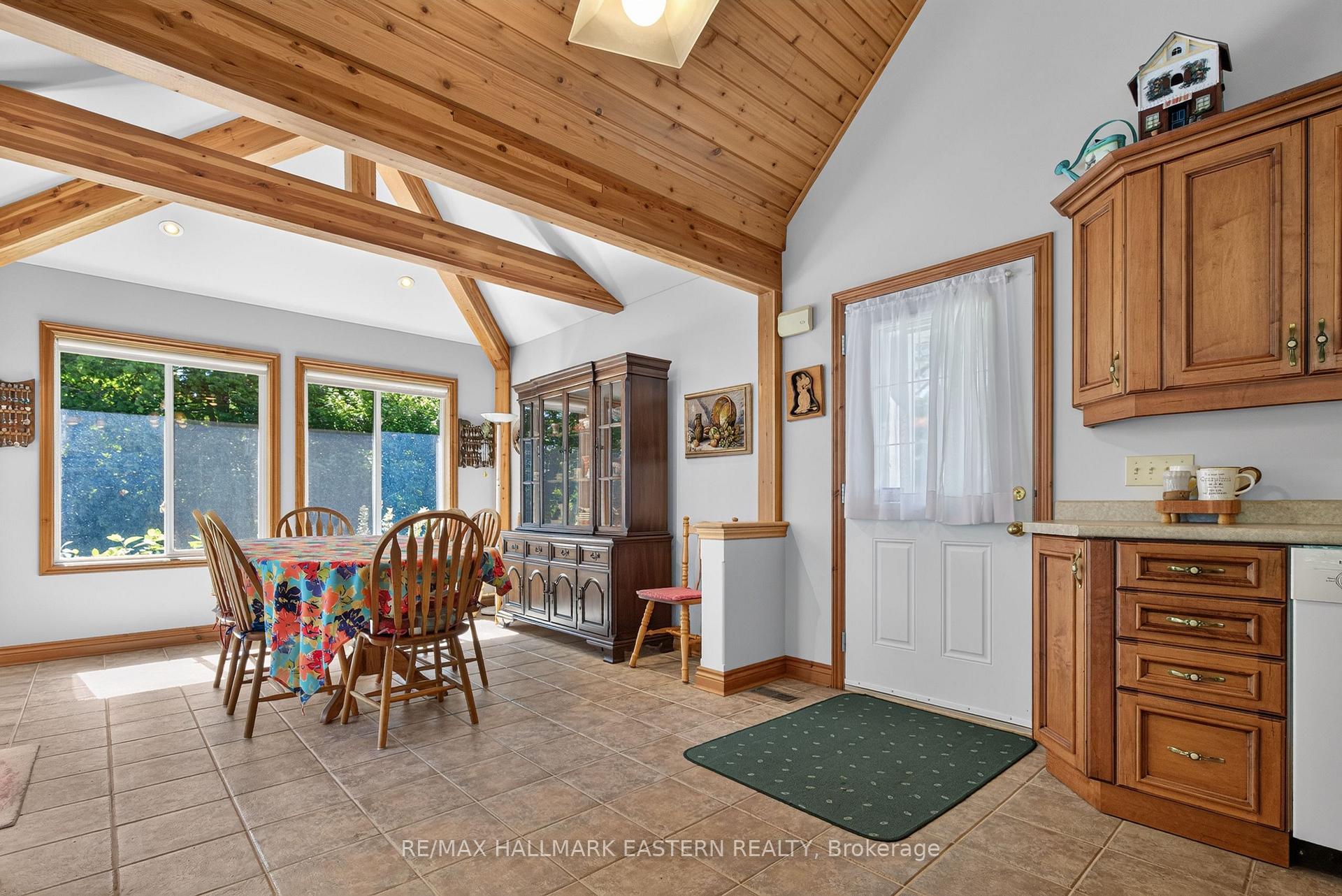 Photo 18 of 734 Duffus Drive, Selwyn — HOMEH