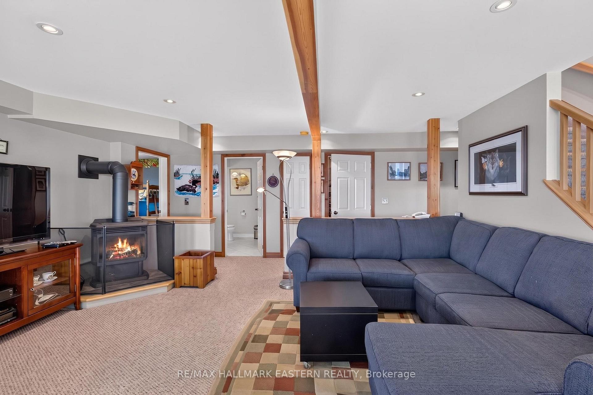 Photo 33 of 734 Duffus Drive, Selwyn — HOMEH