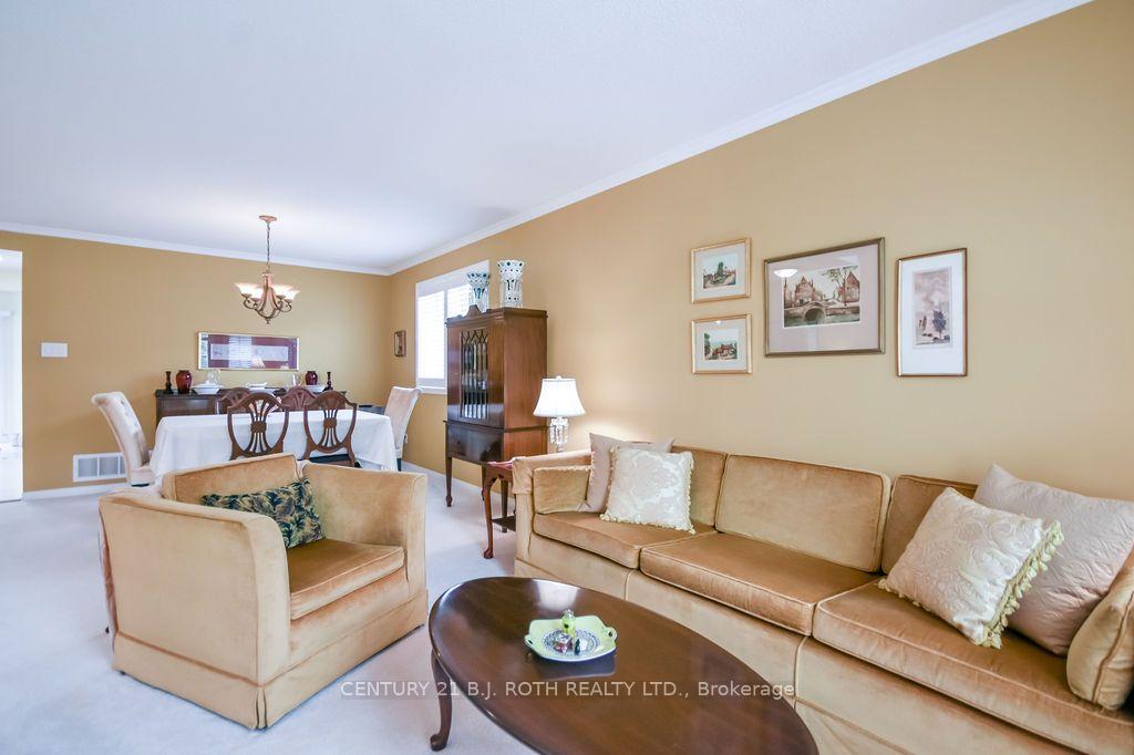 Photo 6 of 62 Benson Drive, Barrie, Northwest — HOMEH