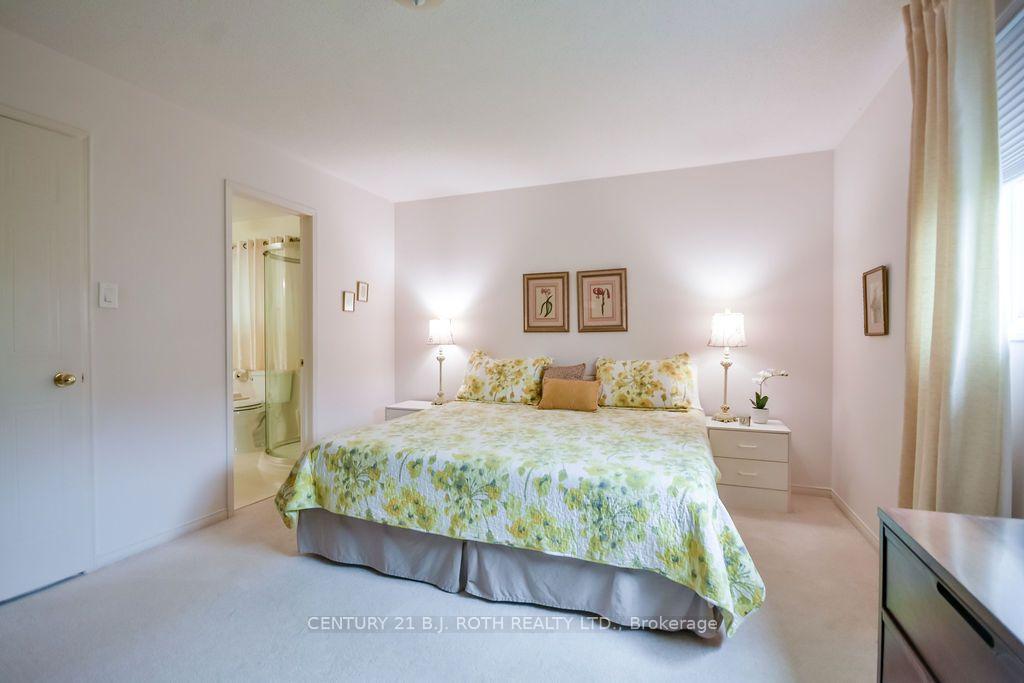 Photo 18 of 62 Benson Drive, Barrie, Northwest — HOMEH