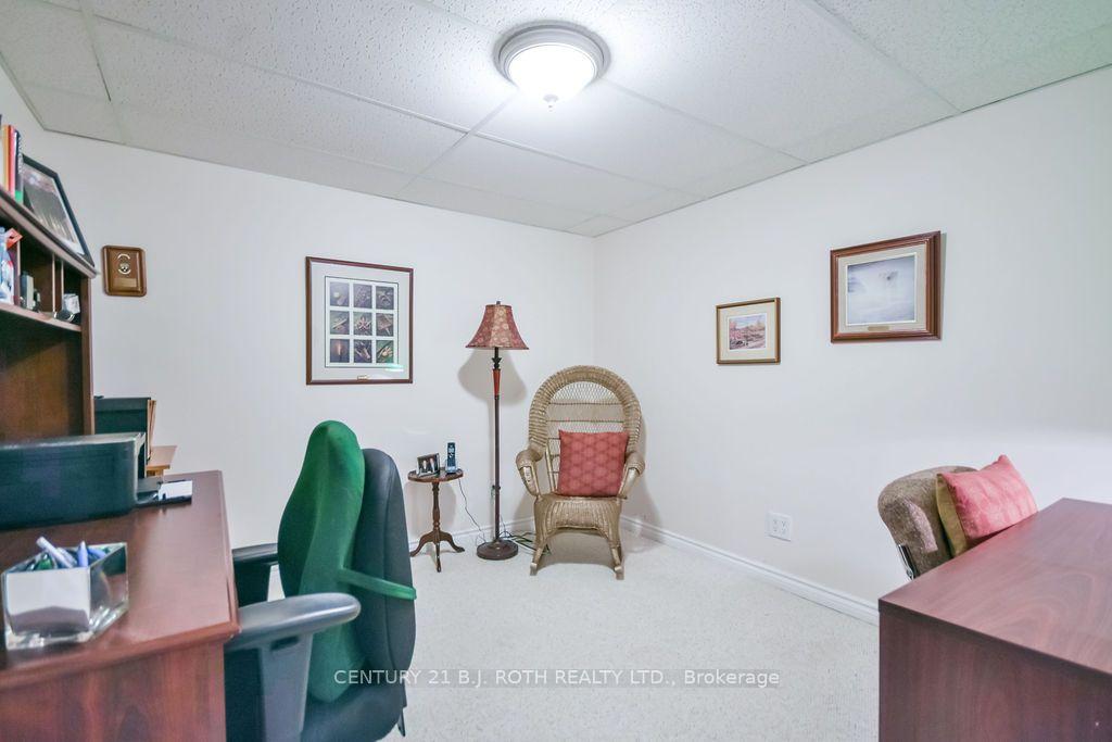 Photo 25 of 62 Benson Drive, Barrie, Northwest — HOMEH