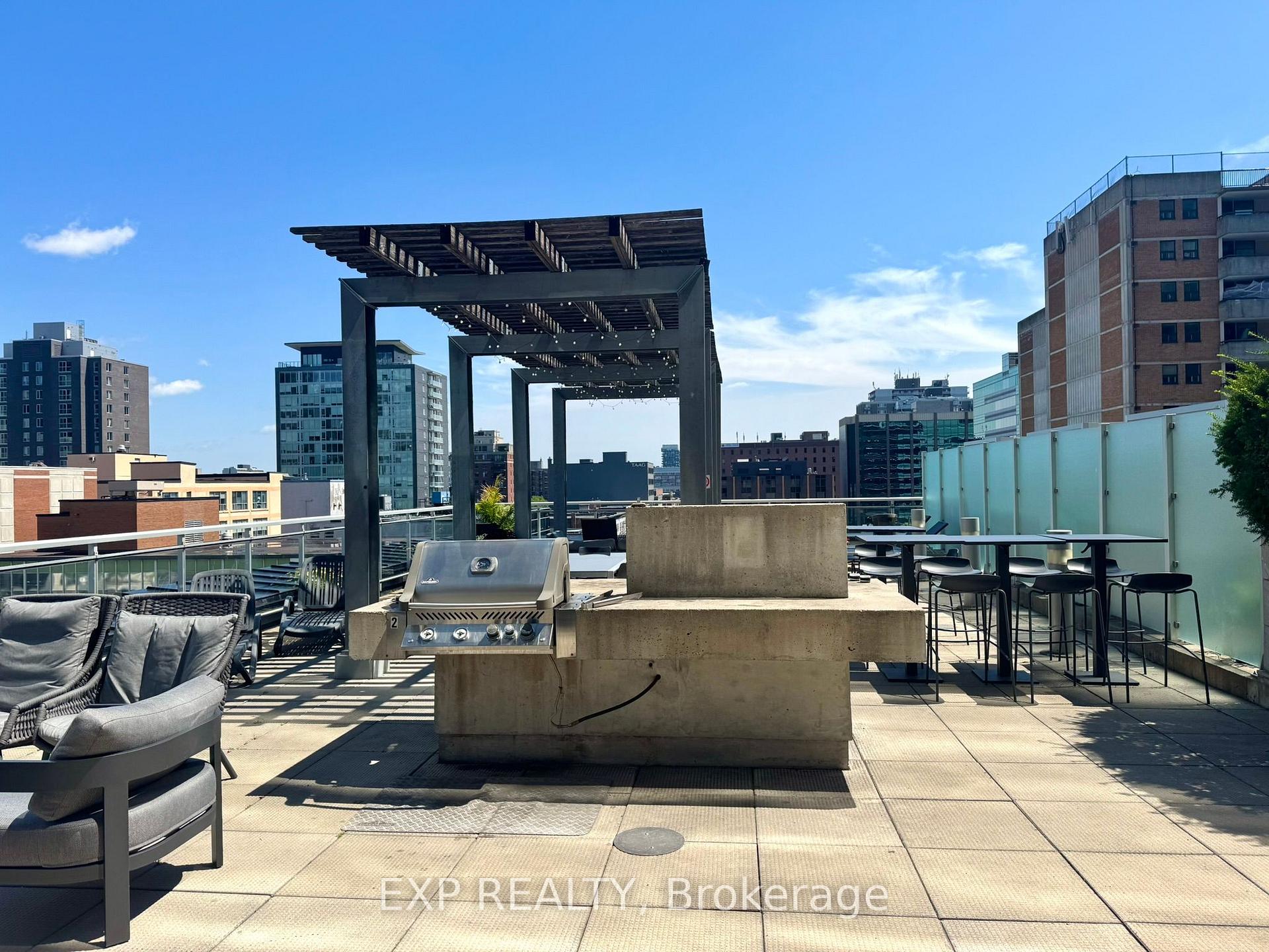 Photo 15 of Unit 1401, 324 Laurier Avenue W, Ottawa, Ottawa Centre — HOMEH