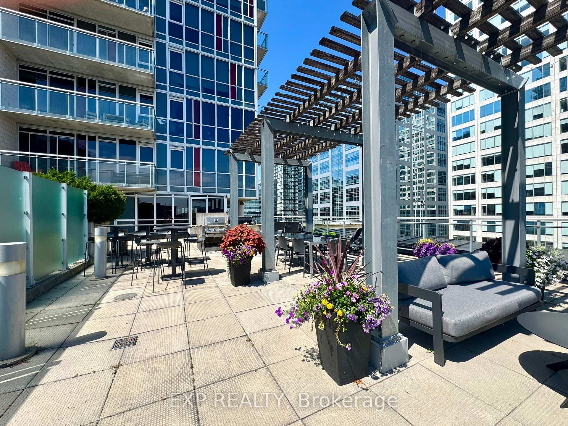 Photo 16 of Unit 1401, 324 Laurier Avenue W, Ottawa, Ottawa Centre — HOMEH