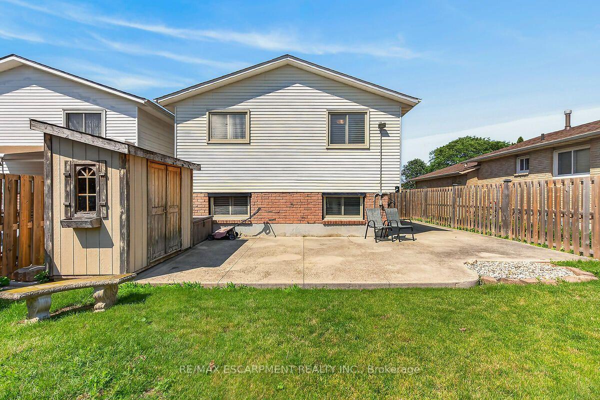 Photo 32 of 166 Athenia Drive, Hamilton, Stoney Creek — HOMEH