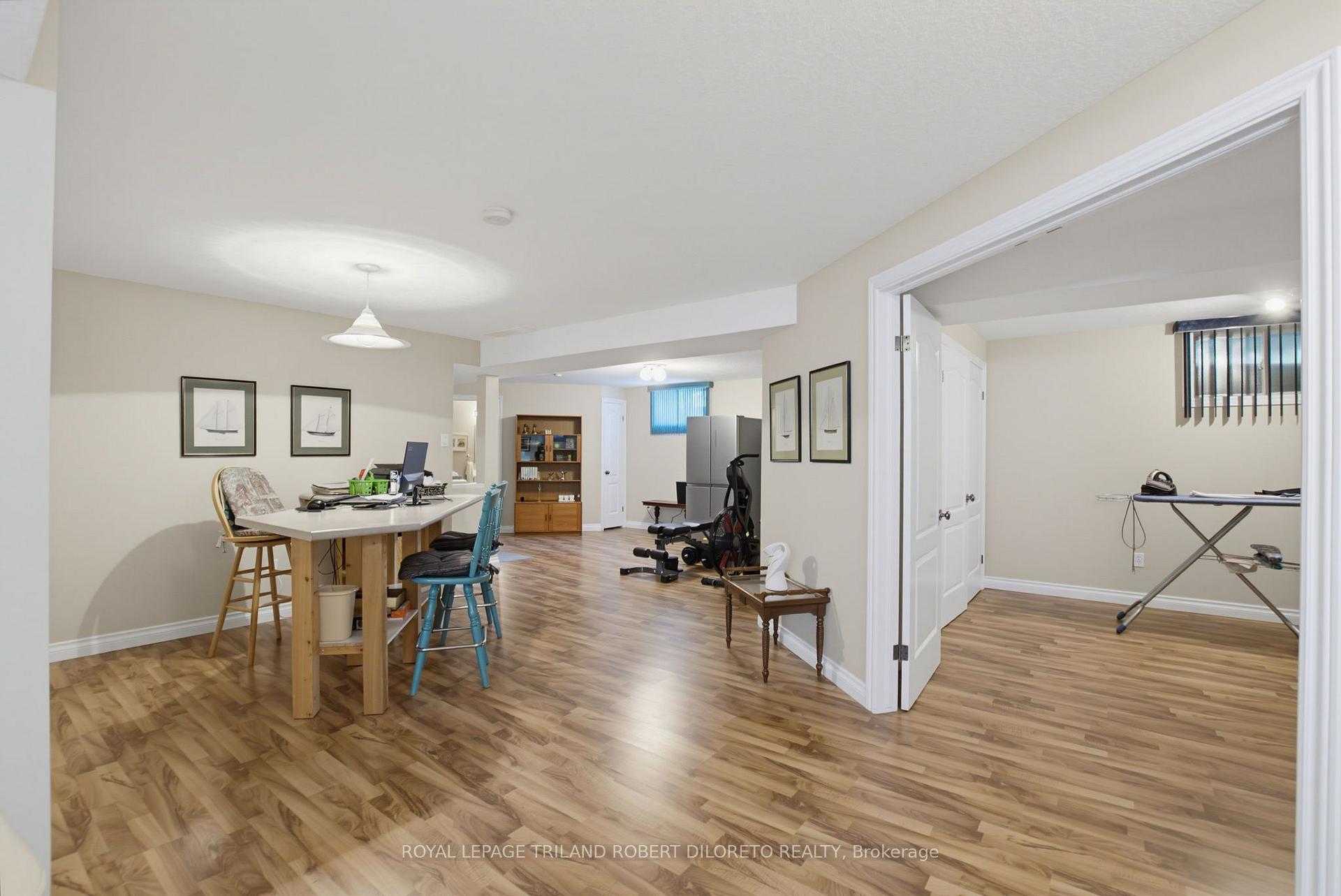Photo 60 of 9989 Oxbow Drive, Middlesex Centre, Komoka — HOMEH
