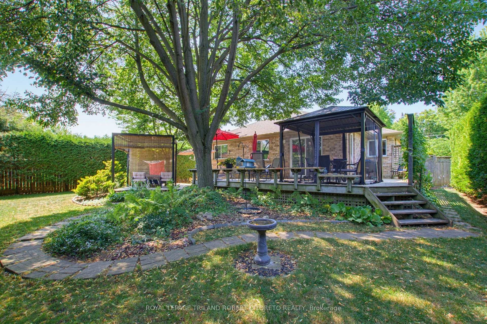 Photo 66 of 9989 Oxbow Drive, Middlesex Centre, Komoka — HOMEH