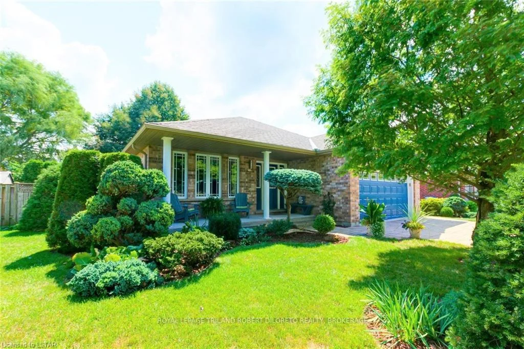 Photo 2 of 9989 Oxbow Drive, Middlesex Centre, Komoka — HOMEH