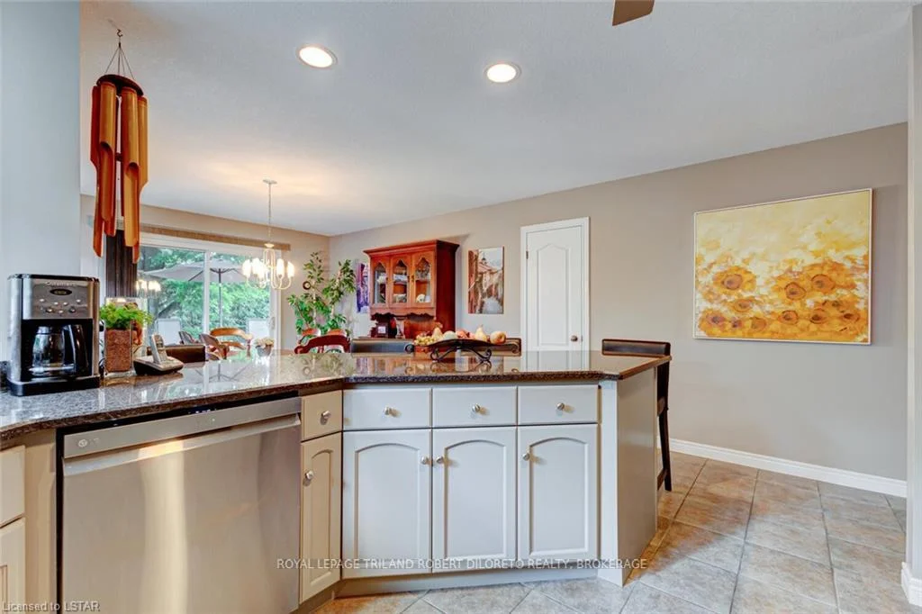 Photo 34 of 9989 Oxbow Drive, Middlesex Centre, Komoka — HOMEH
