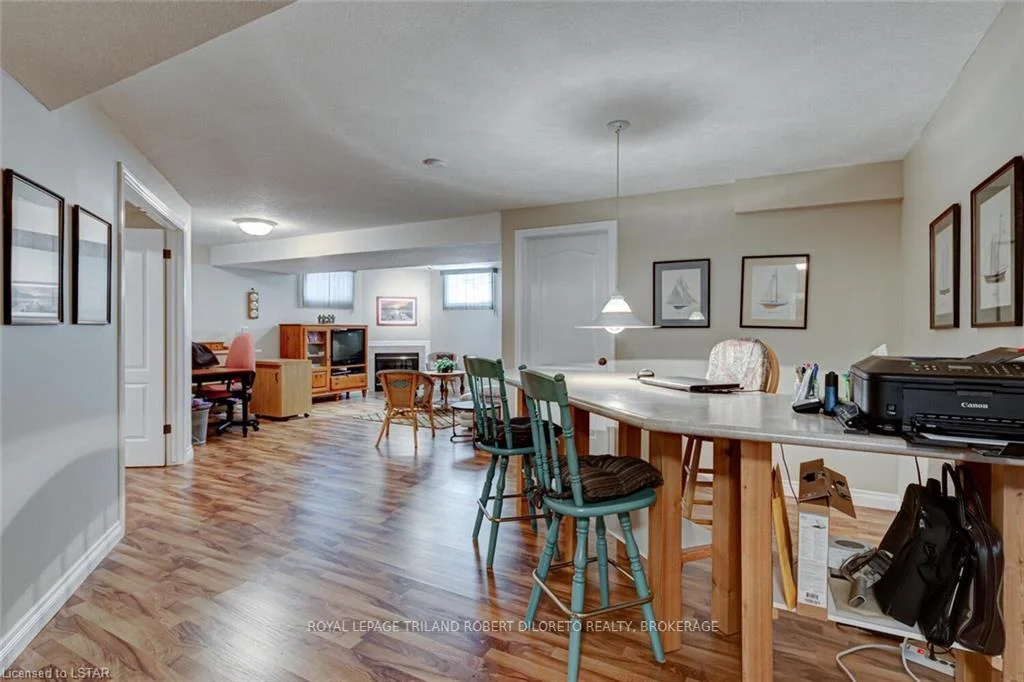 Photo 65 of 9989 Oxbow Drive, Middlesex Centre, Komoka — HOMEH