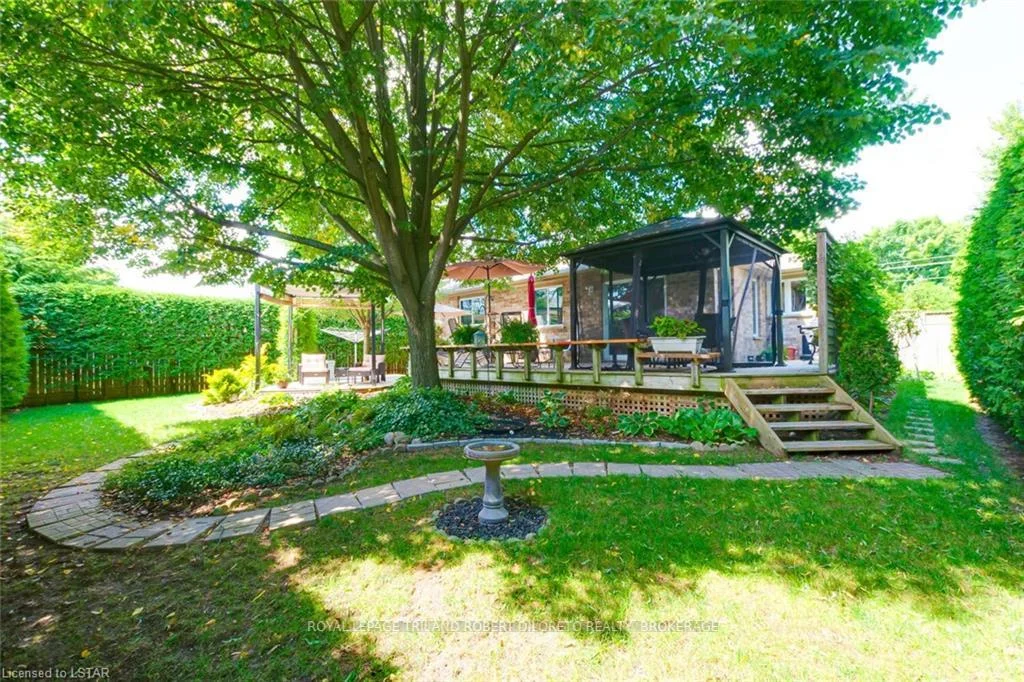 Photo 85 of 9989 Oxbow Drive, Middlesex Centre, Komoka — HOMEH