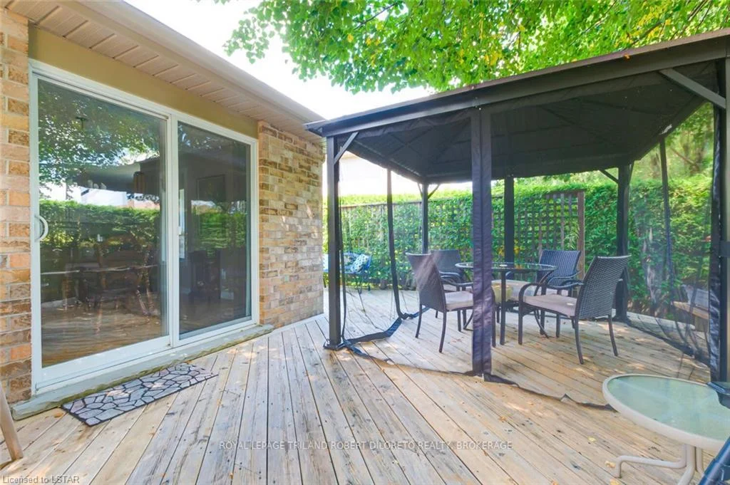 Photo 88 of 9989 Oxbow Drive, Middlesex Centre, Komoka — HOMEH