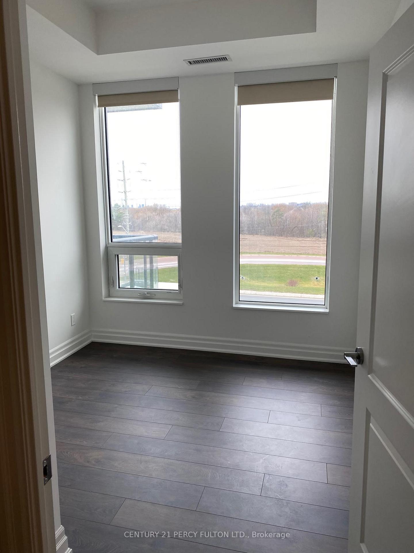 Photo 5 of Unit 410, 10 Rouge Valley Drive W, Markham, Unionville — HOMEH