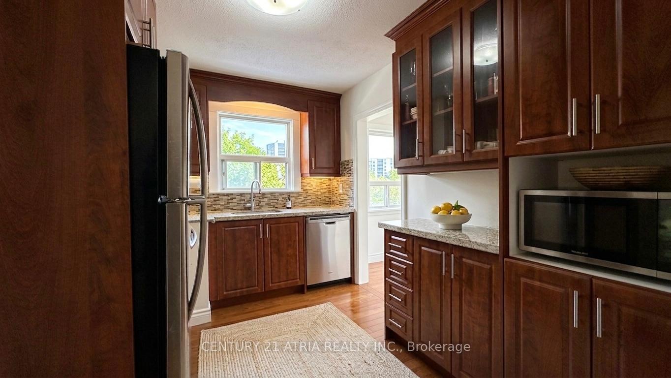 Photo 6 of 115 Ellington Drive, Scarborough, Wexford-Maryvale — HOMEH