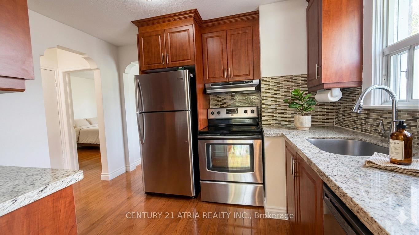 Photo 7 of 115 Ellington Drive, Scarborough, Wexford-Maryvale — HOMEH