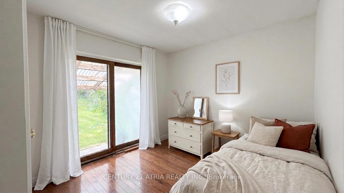 Photo 10 of 115 Ellington Drive, Scarborough, Wexford-Maryvale — HOMEH