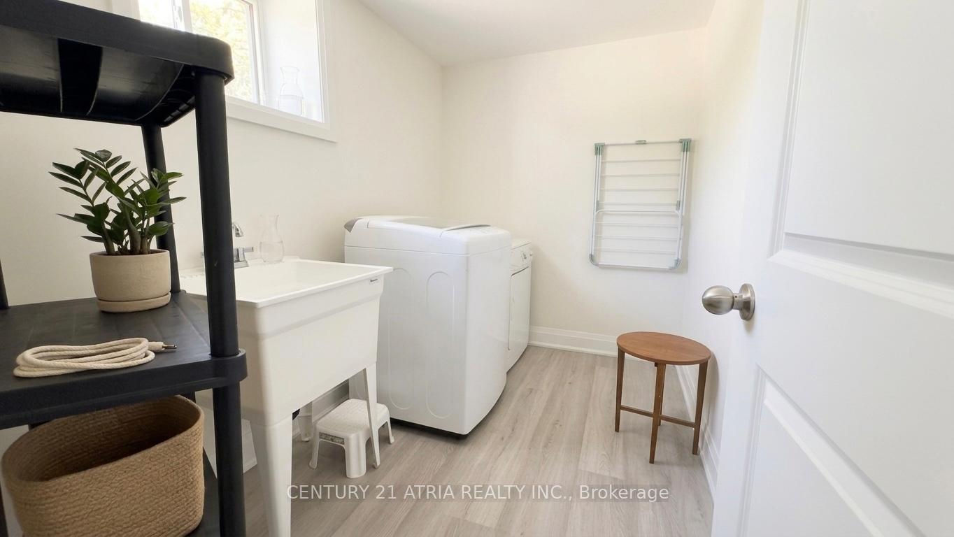 Photo 17 of 115 Ellington Drive, Scarborough, Wexford-Maryvale — HOMEH