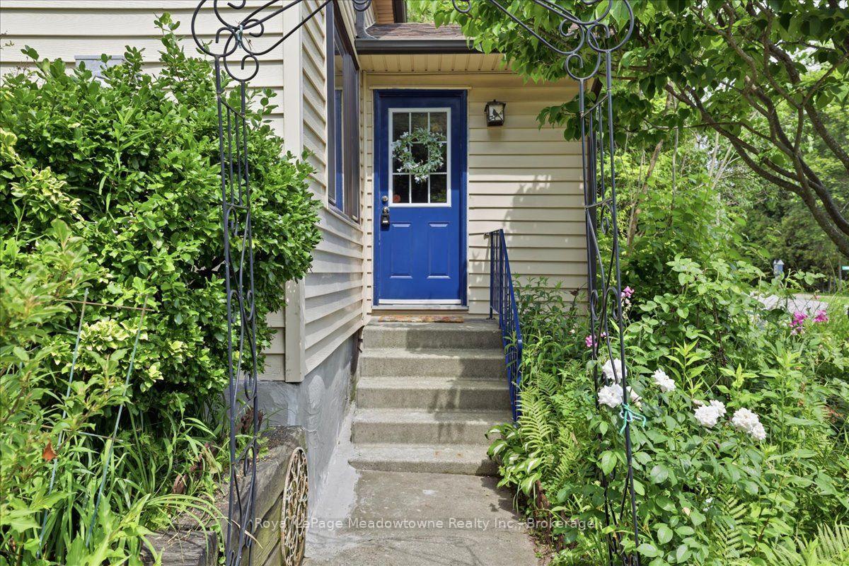 Photo 3 of 11024 First Line Nassagaweya, Milton, Moffat — HOMEH