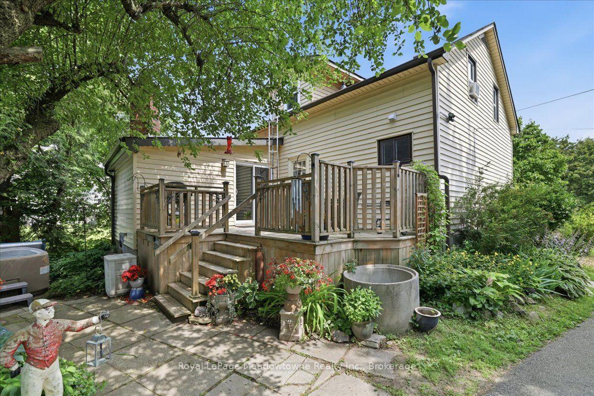 Photo 9 of 11024 First Line Nassagaweya, Milton, Moffat — HOMEH
