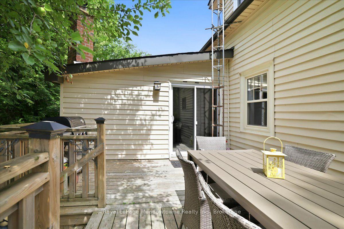 Photo 10 of 11024 First Line Nassagaweya, Milton, Moffat — HOMEH