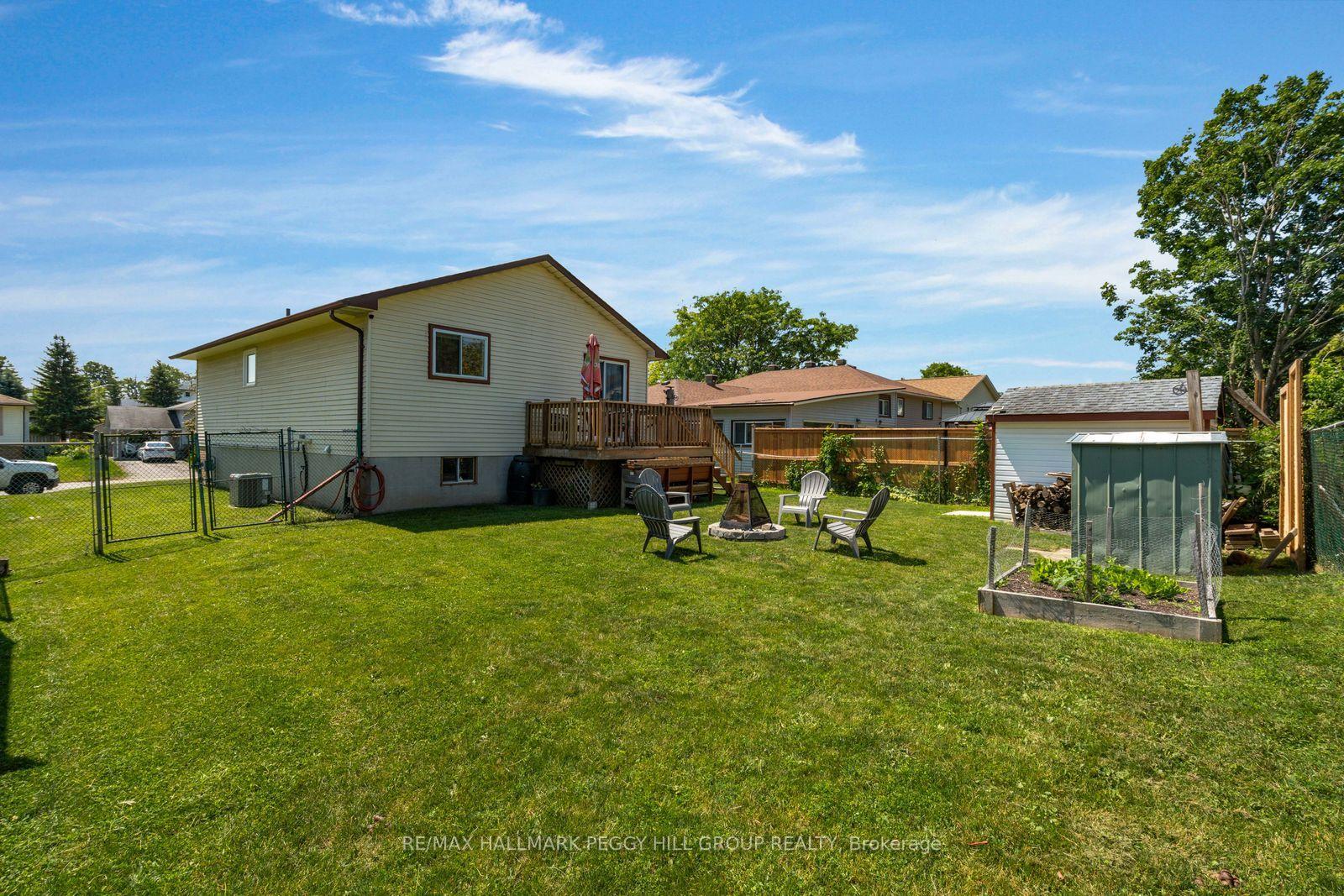 Photo 16 of 6 Cindy Lee Crescent, Orillia — HOMEH