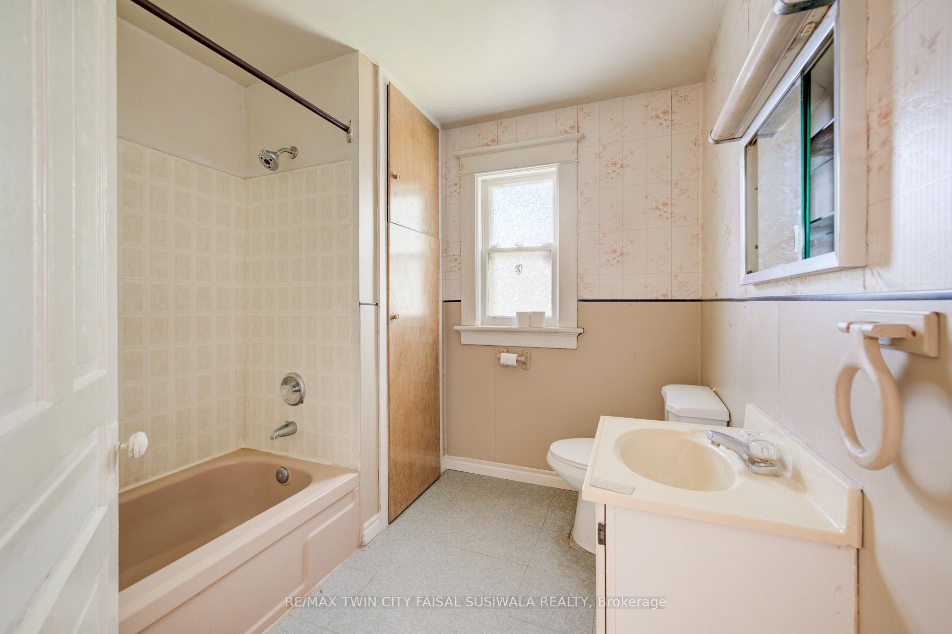 Photo 20 of 2 Samuelson Street, Cambridge, City Core/Wellington — HOMEH
