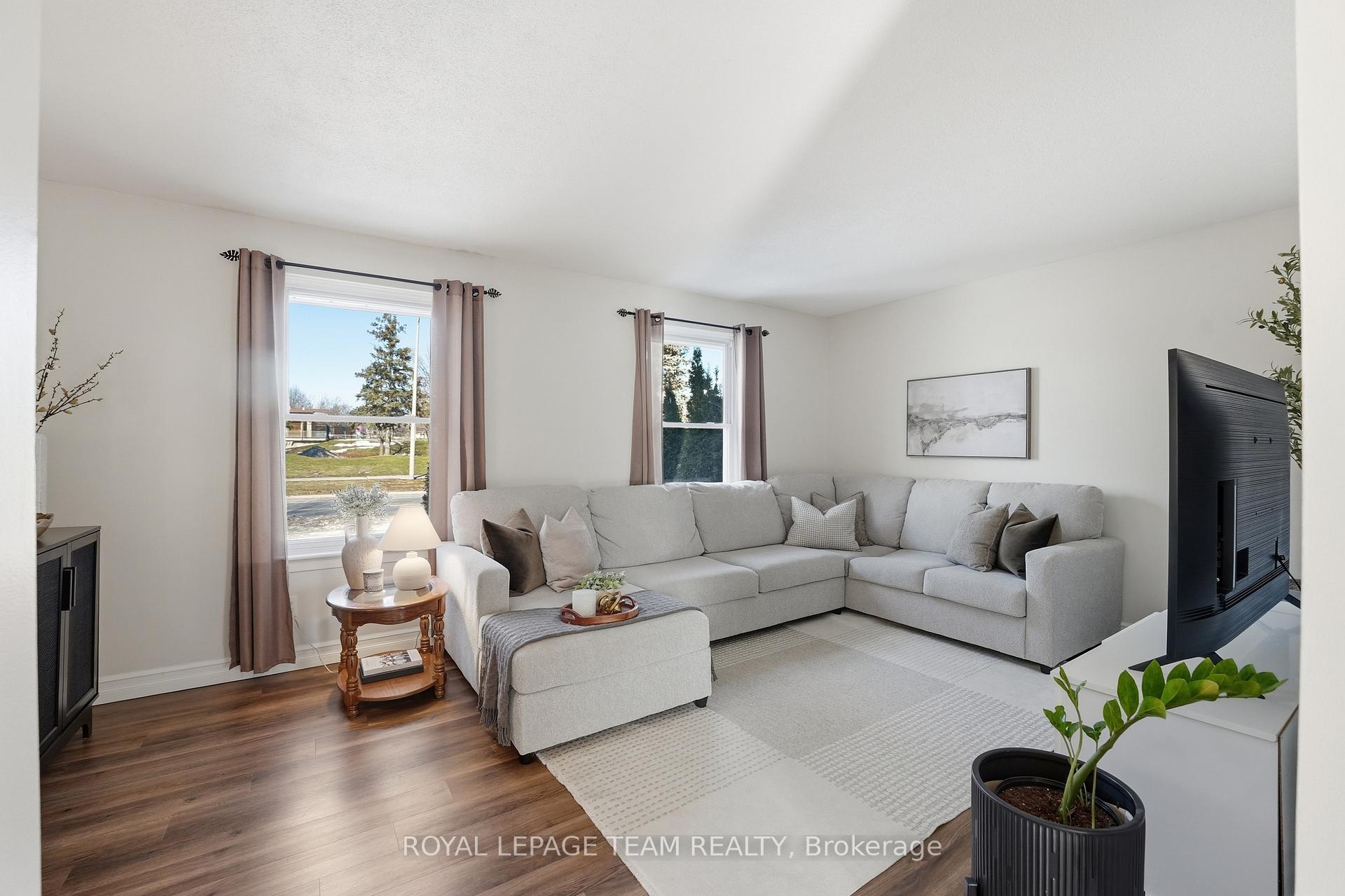 Photo 9 of 67 Castlefrank Road, Ottawa, Kanata - Glencairn/Hazeldean — HOMEH