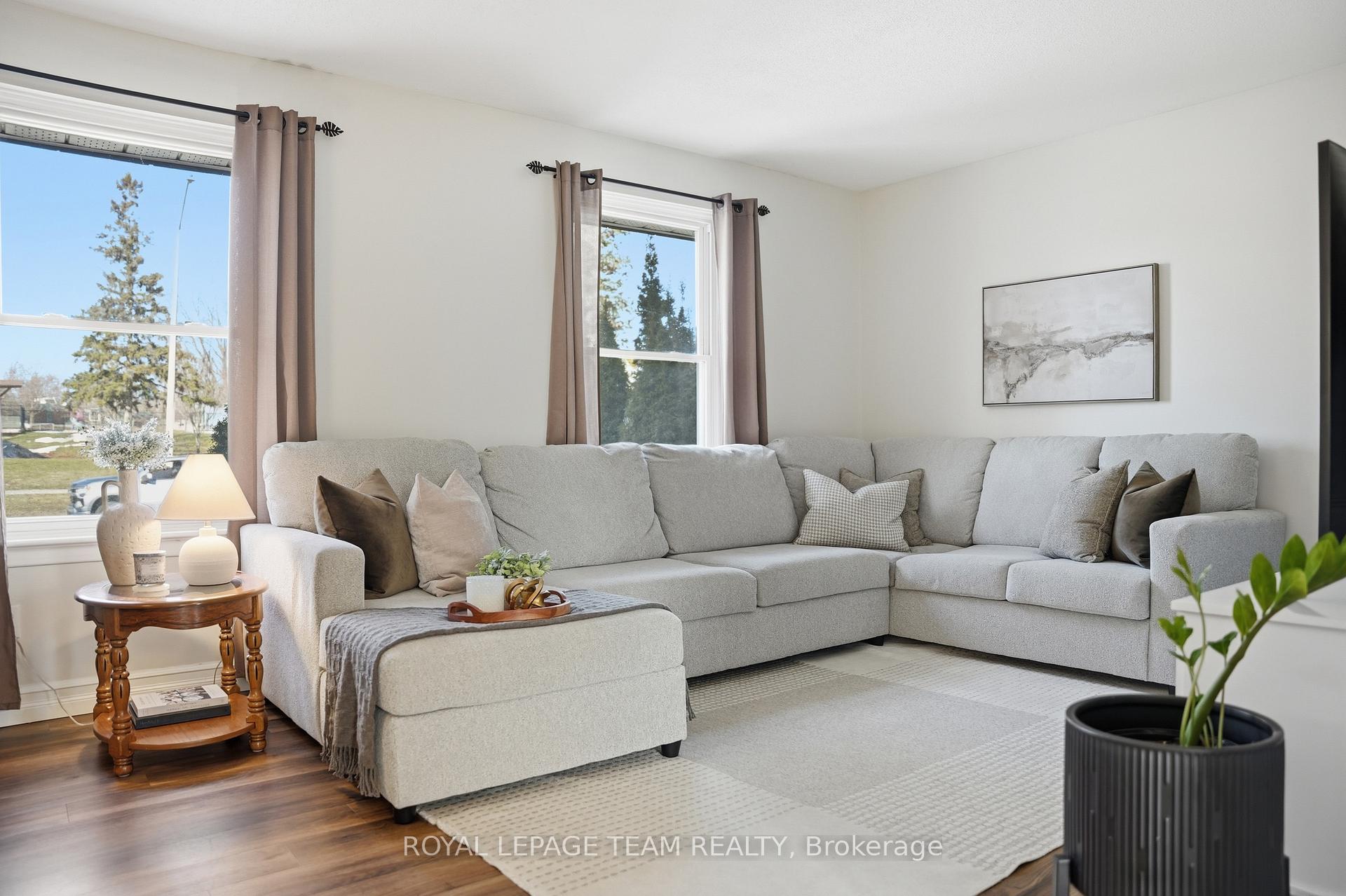 Photo 11 of 67 Castlefrank Road, Ottawa, Kanata - Glencairn/Hazeldean — HOMEH