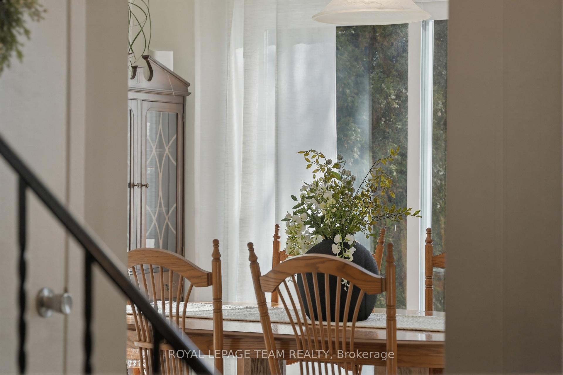 Photo 17 of 67 Castlefrank Road, Ottawa, Kanata - Glencairn/Hazeldean — HOMEH