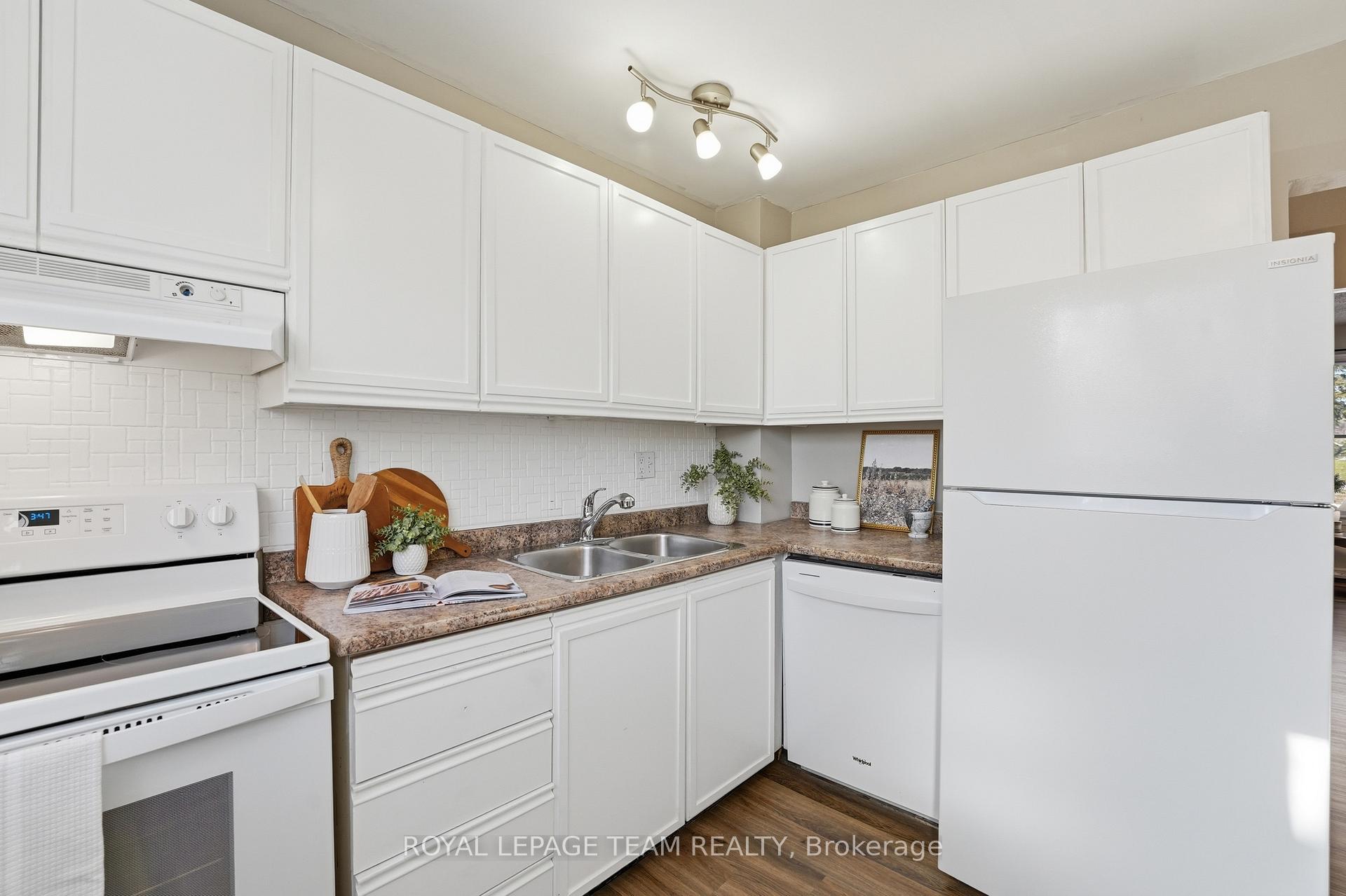 Photo 21 of 67 Castlefrank Road, Ottawa, Kanata - Glencairn/Hazeldean — HOMEH