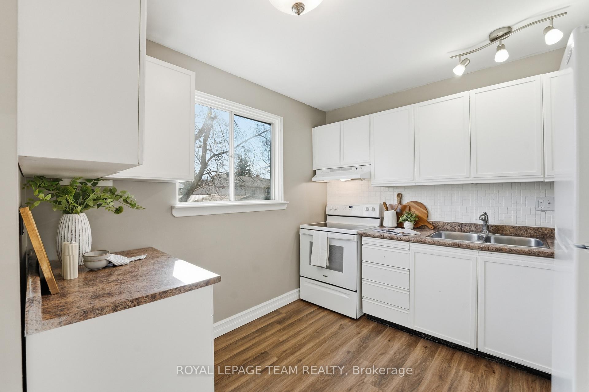 Photo 22 of 67 Castlefrank Road, Ottawa, Kanata - Glencairn/Hazeldean — HOMEH