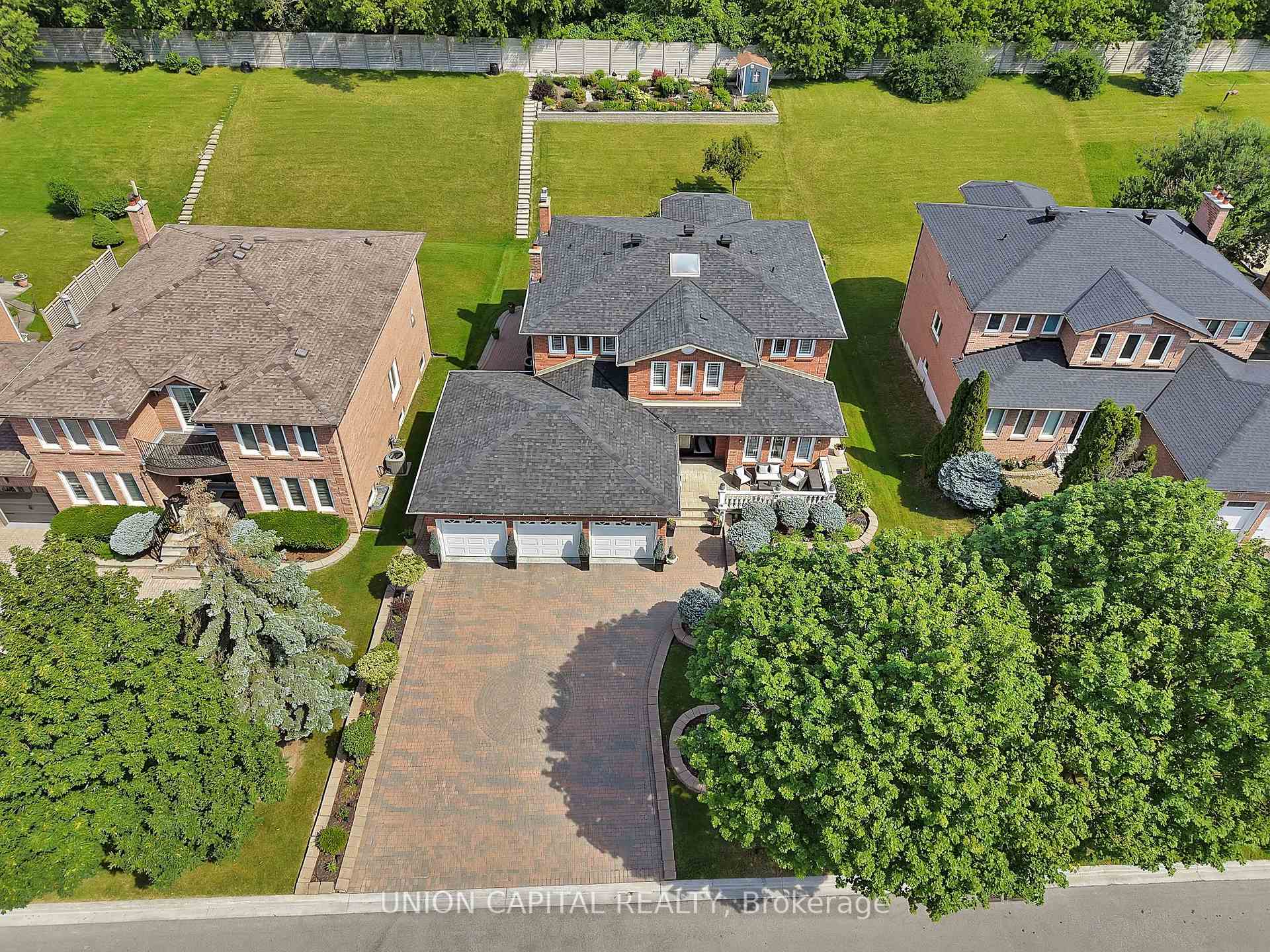 Photo 3 of 78 Beckenridge Drive, Markham, Milliken Mills East — HOMEH