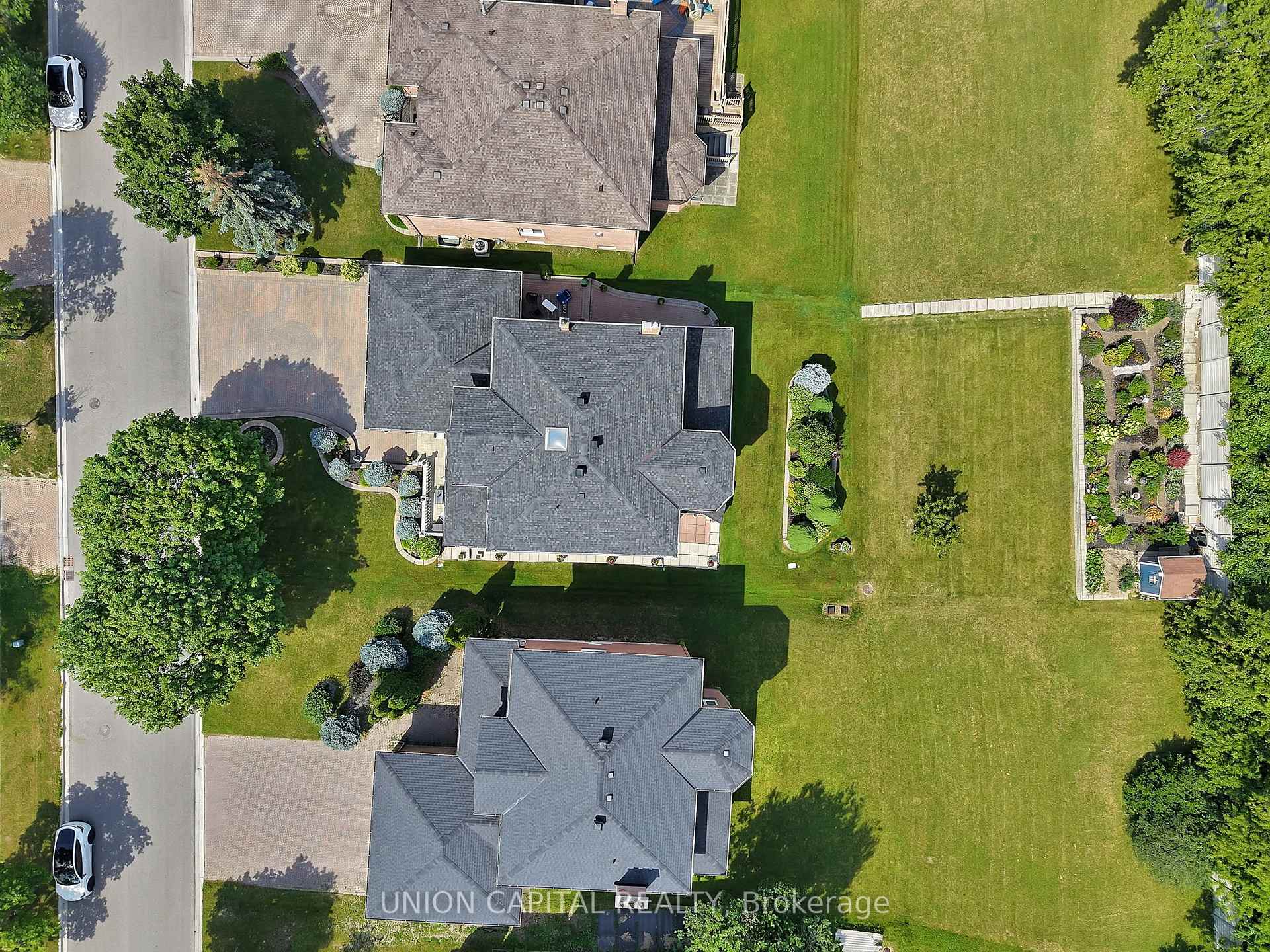 Photo 4 of 78 Beckenridge Drive, Markham, Milliken Mills East — HOMEH