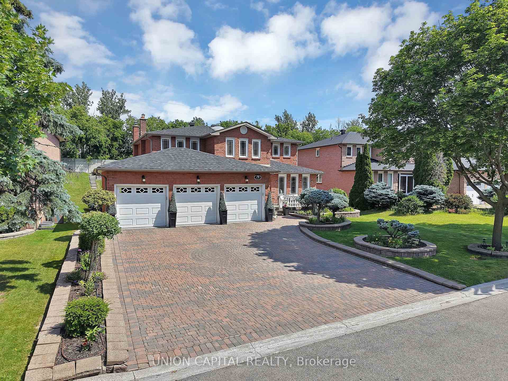 Photo 5 of 78 Beckenridge Drive, Markham, Milliken Mills East — HOMEH